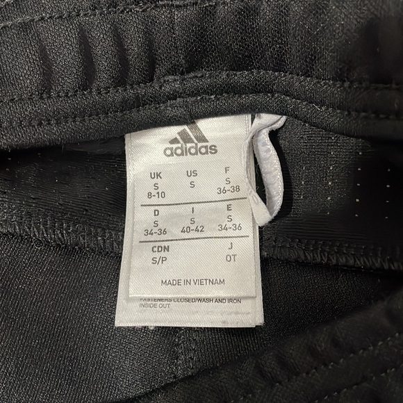 Adidas trackpants - Picture 5 of 6